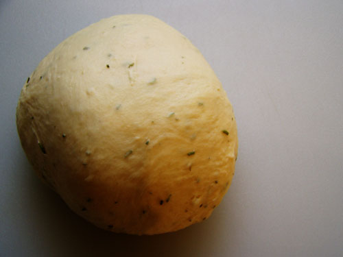 garlic-rosemary-bread-dough-small