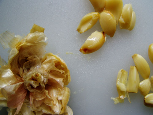 garlic-rosemary-bread-roasted-garlic-small