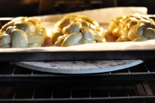 challah-baking-loaves-ss