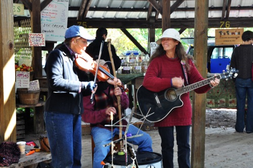 ithaca-farmers-market-band-ss