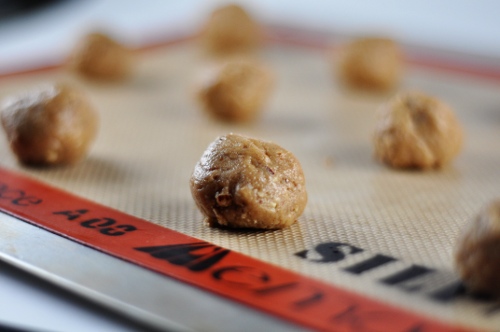 almond-butter-cookies-dough-ss