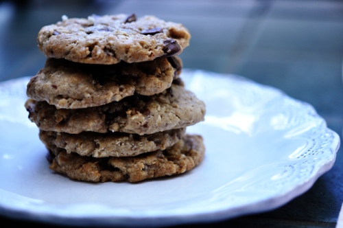 chocolate-chip-cookies-baked-stack-2-ss